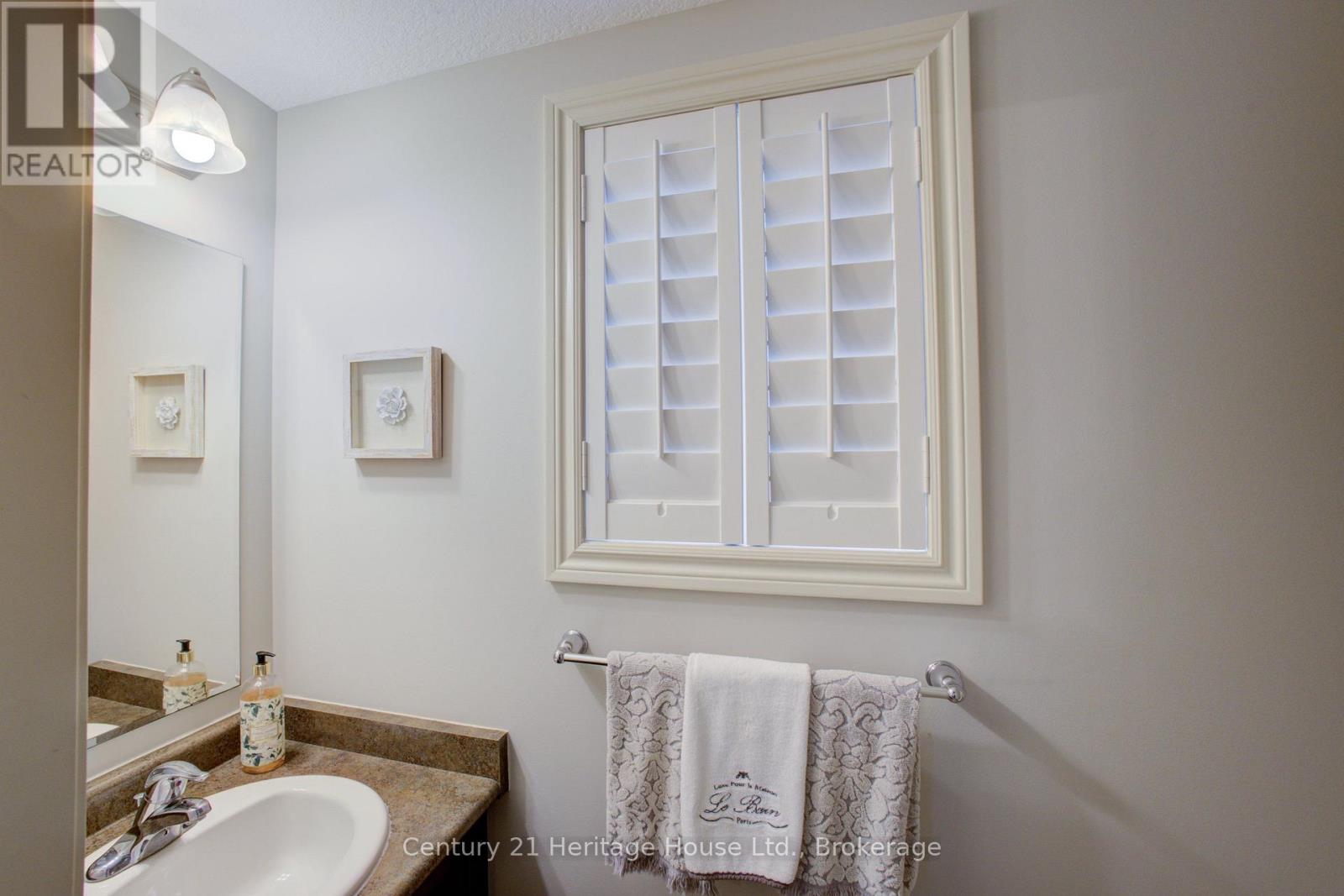 79 Laughland Lane, Guelph (Pineridge/westminster Woods), Ontario  N1L 0C6 - Photo 11 - X13655740