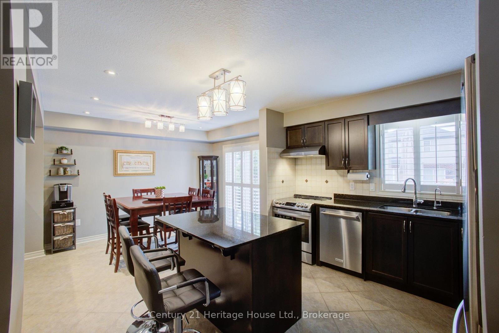 79 Laughland Lane, Guelph (Pineridge/westminster Woods), Ontario  N1L 0C6 - Photo 12 - X13655740