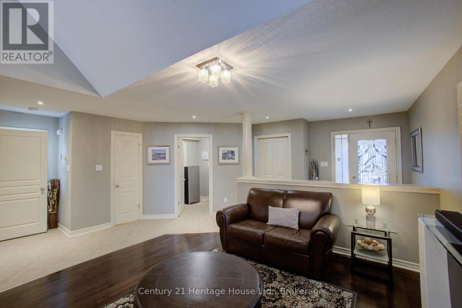 79 Laughland Lane, Guelph (Pineridge/westminster Woods), Ontario  N1L 0C6 - Photo 9 - X13655740