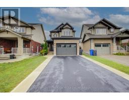 79 LAUGHLAND LANE, Guelph, Ontario