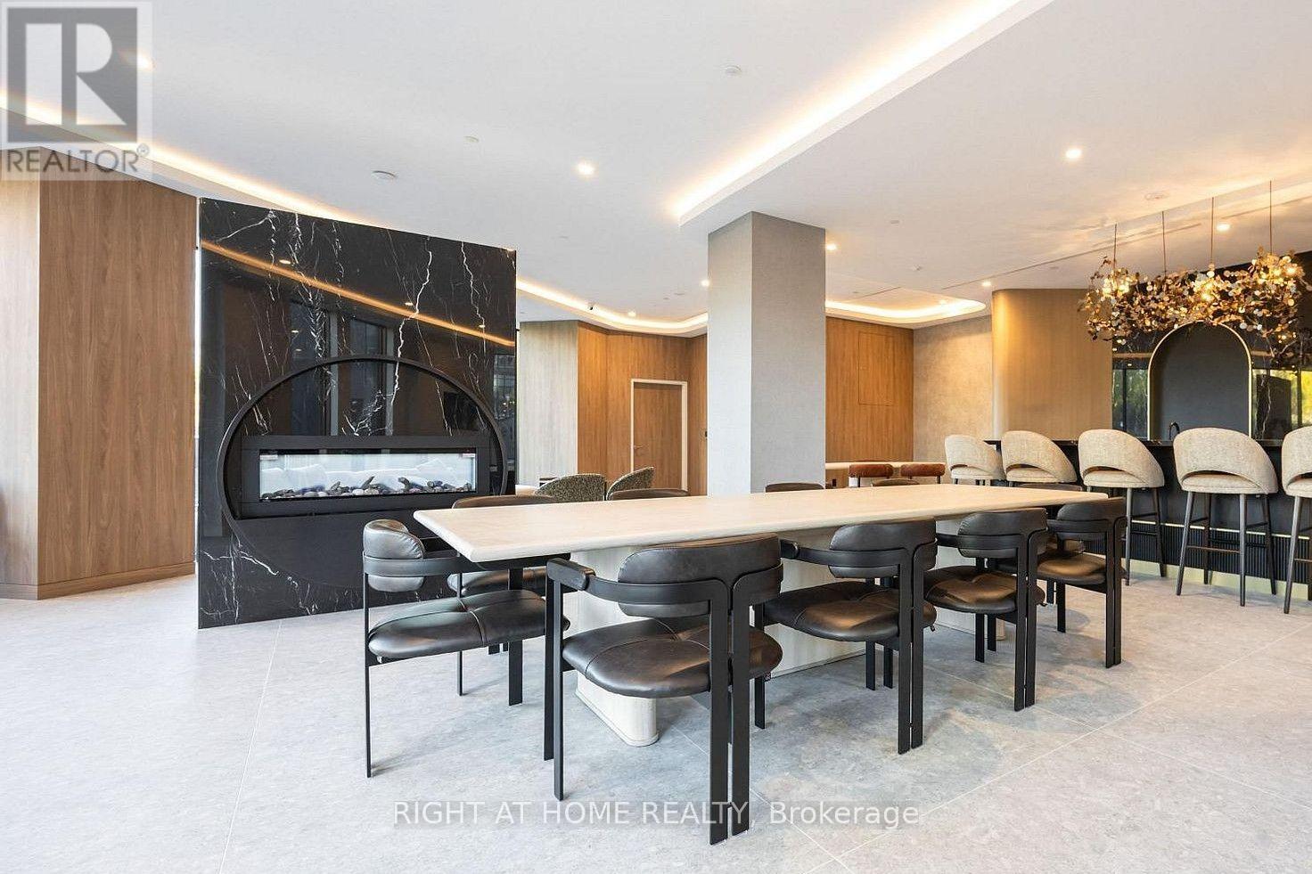 215 - 1 Kyle Lowry Road, Toronto, Ontario M3C 0S6 - Photo 10 - C13655732
