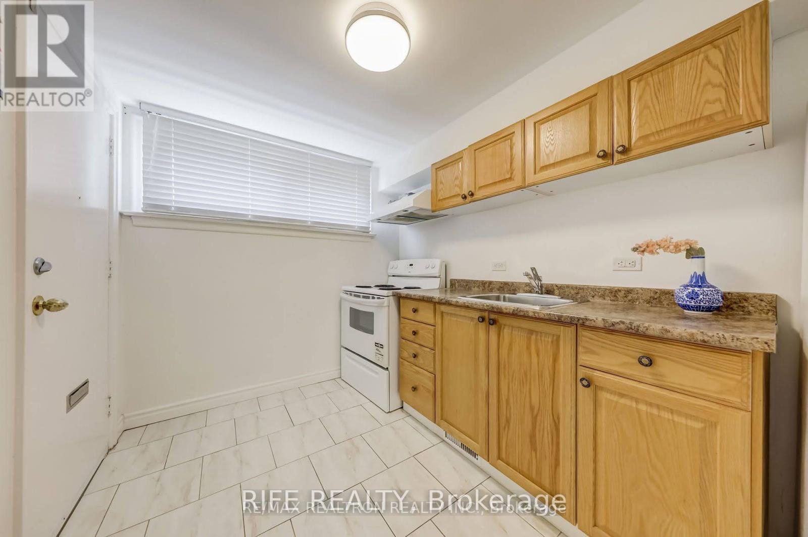 387 Willowdale Avenue, Toronto, Ontario  M2N 5A8 - Photo 12 - C13655738
