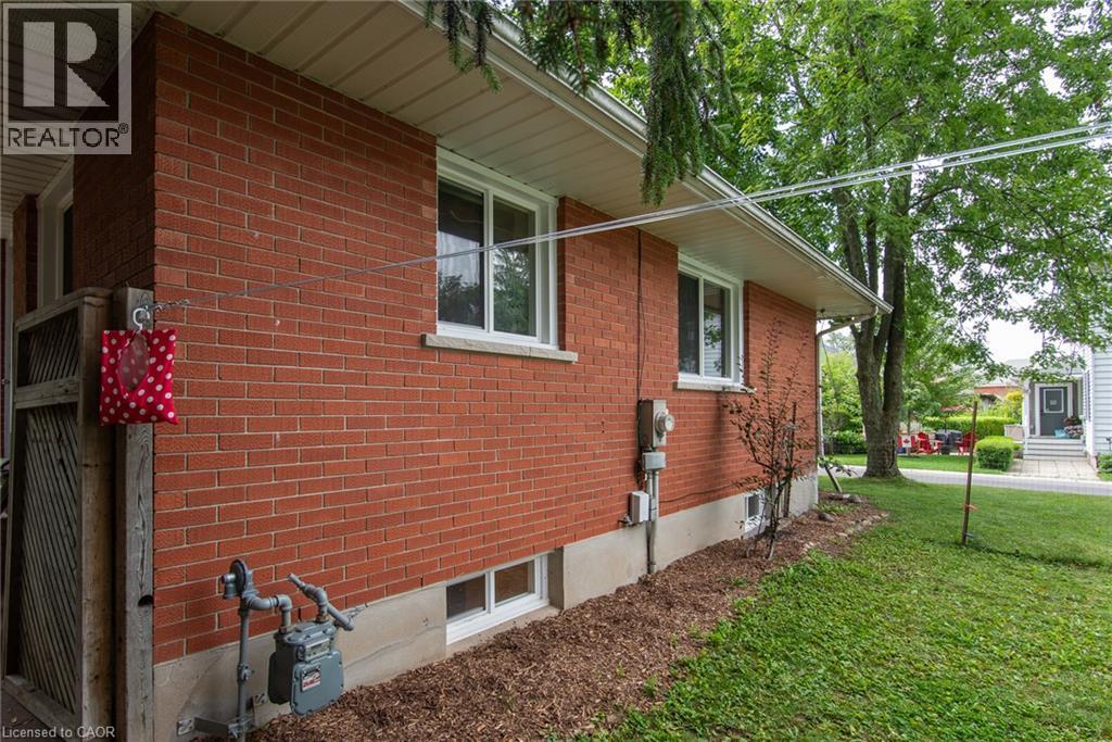 13 Lewis Street, New Hamburg, Ontario  N3A 1P5 - Photo 15 - 40854373