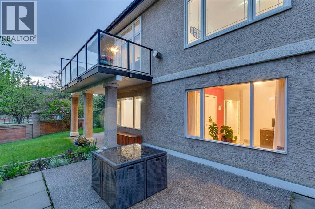 5 Royal Crest Terrace NW, Calgary, Alberta  T3G 4M3 - Photo 41 - A2321634