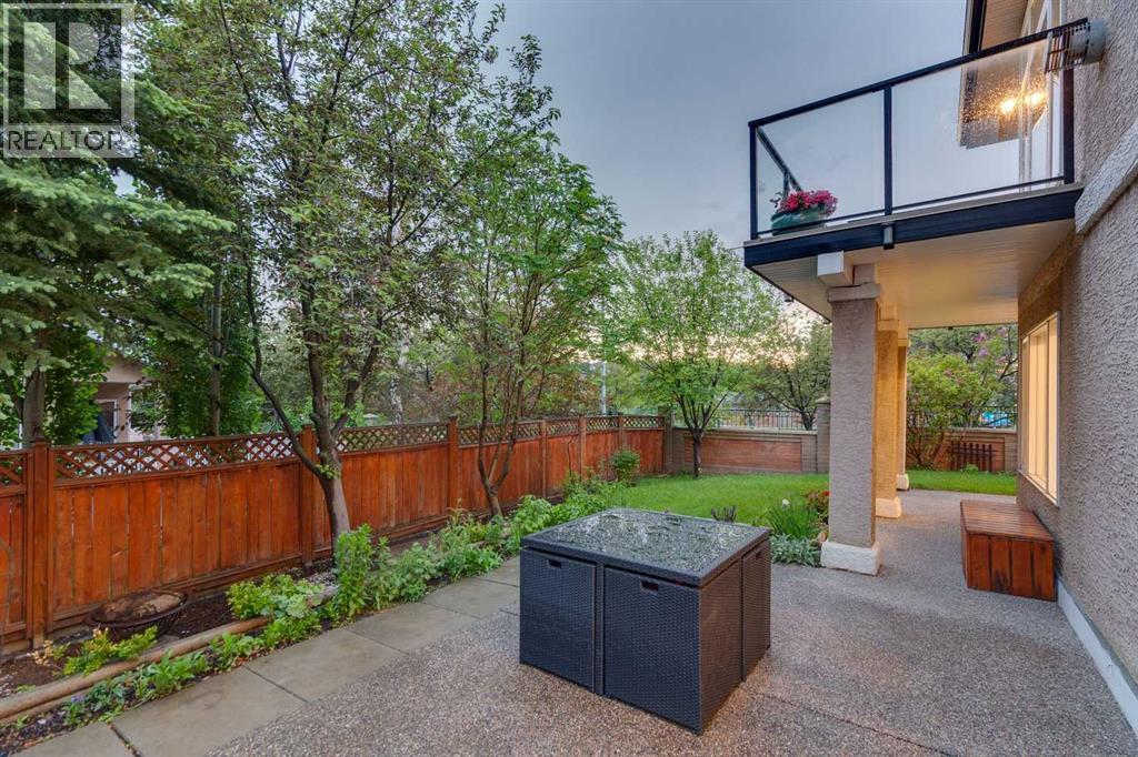5 Royal Crest Terrace NW, Calgary, Alberta  T3G 4M3 - Photo 40 - A2321634
