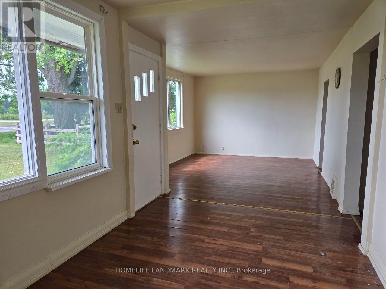16 Elm Grove Avenue, Richmond Hill, Ontario L4E 2T2 - Photo 5 - N13655728