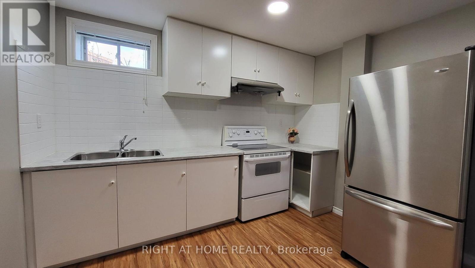 Lower - 5402 Fasdon Court, Mississauga, Ontario L5V 1Y8 - Photo 7 - W13655714