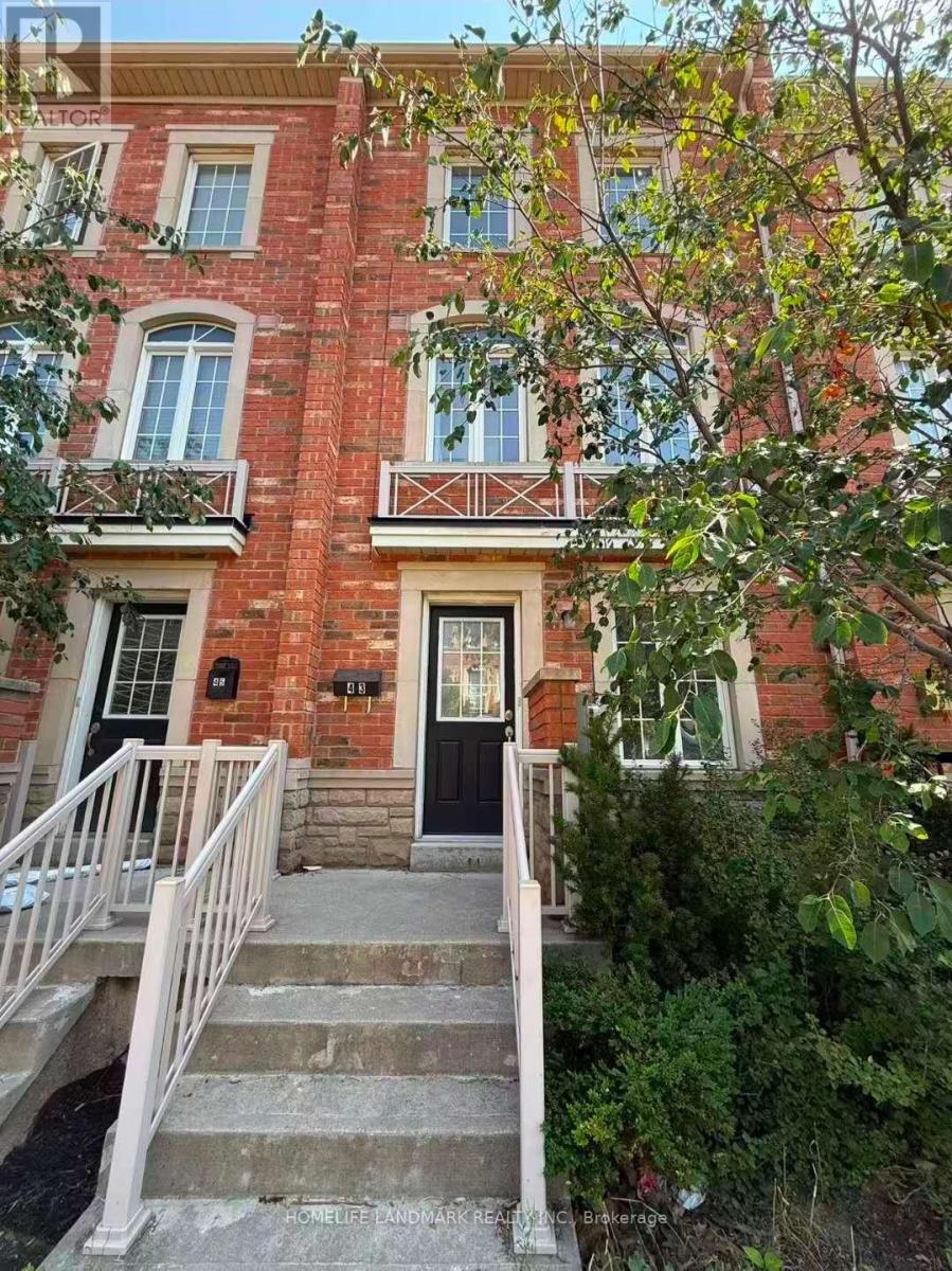 43 ODOARDO DI SANTO CIRCLE, Toronto, Ontario