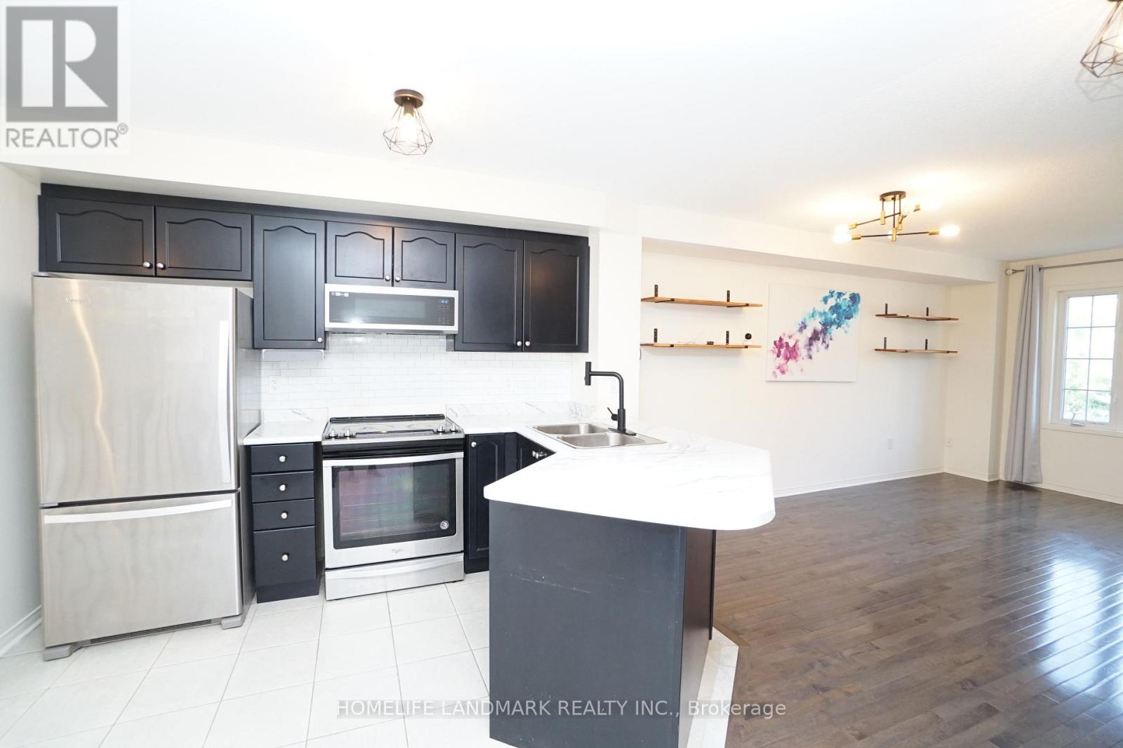 43 Odoardo Di Santo Circle, Toronto, Ontario M3L 0G4 - Photo 12 - W13655742