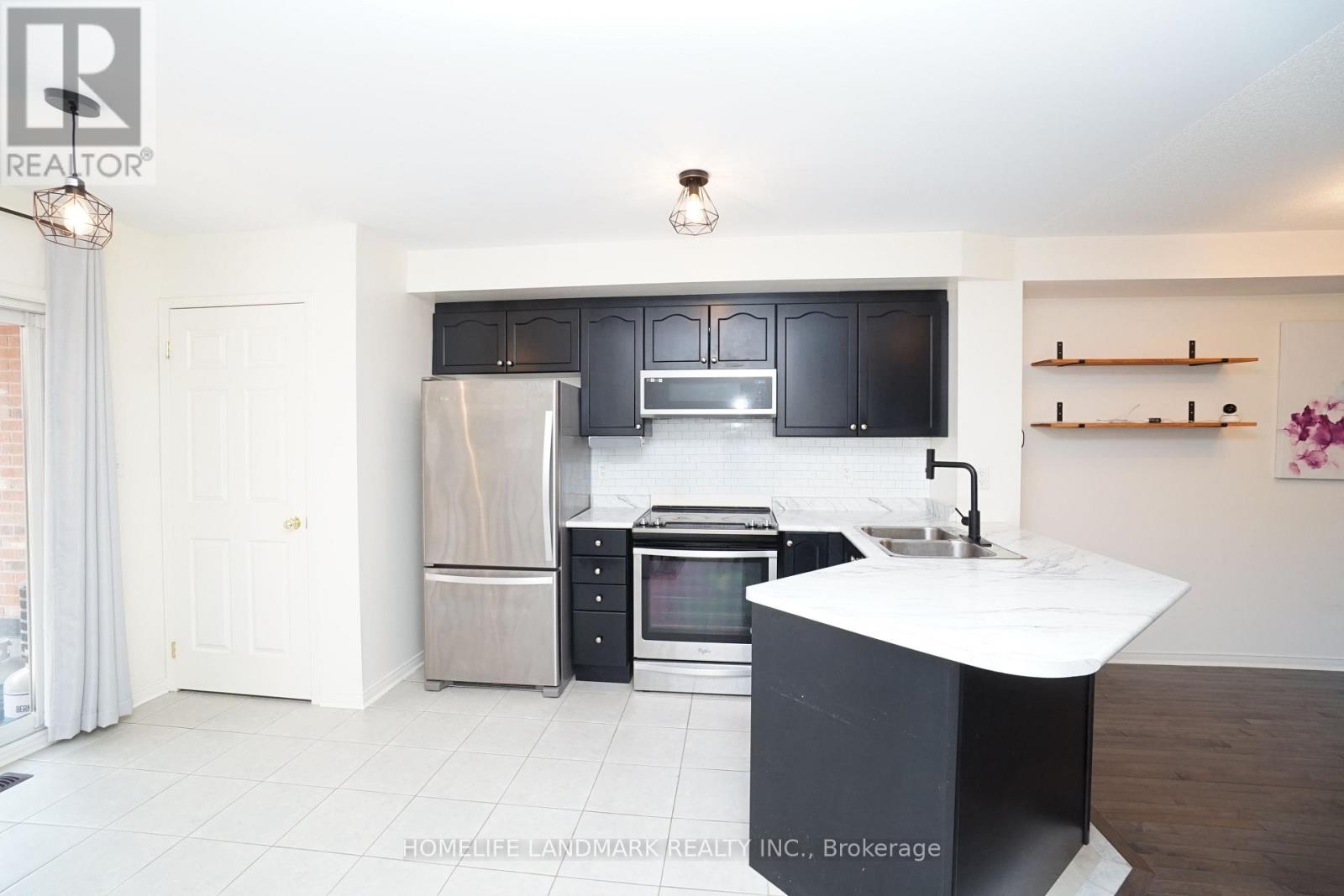 43 Odoardo Di Santo Circle, Toronto, Ontario M3L 0G4 - Photo 13 - W13655742