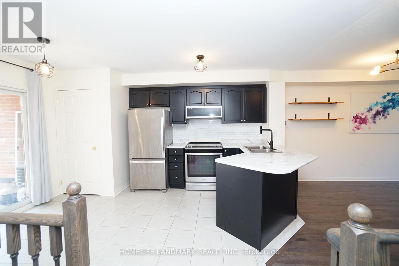 43 Odoardo Di Santo Circle, Toronto, Ontario M3L 0G4 - Photo 19 - W13655742