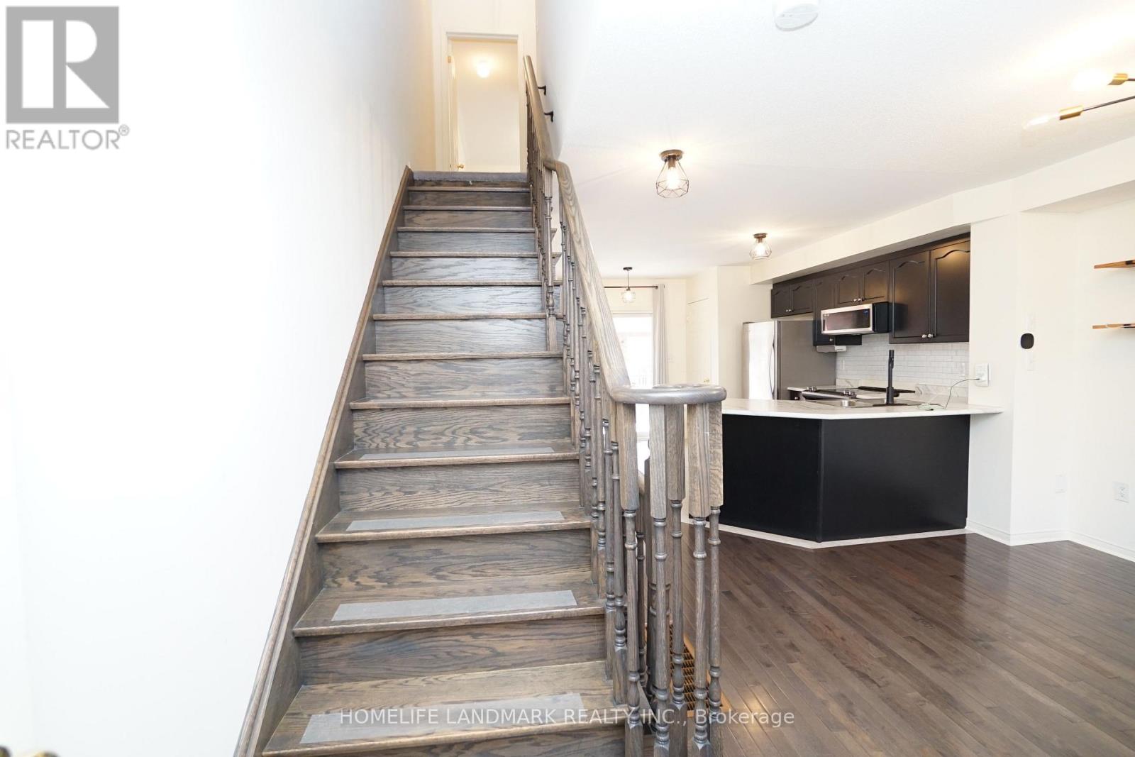 43 Odoardo Di Santo Circle, Toronto, Ontario M3L 0G4 - Photo 22 - W13655742