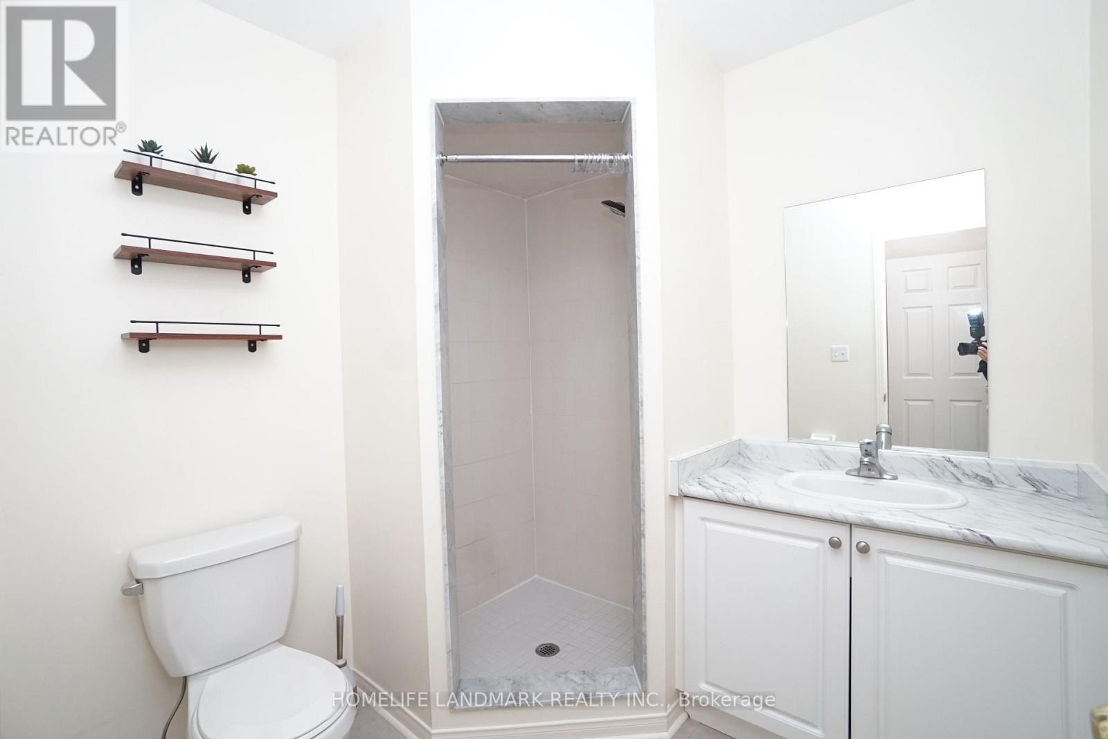 43 Odoardo Di Santo Circle, Toronto, Ontario M3L 0G4 - Photo 28 - W13655742