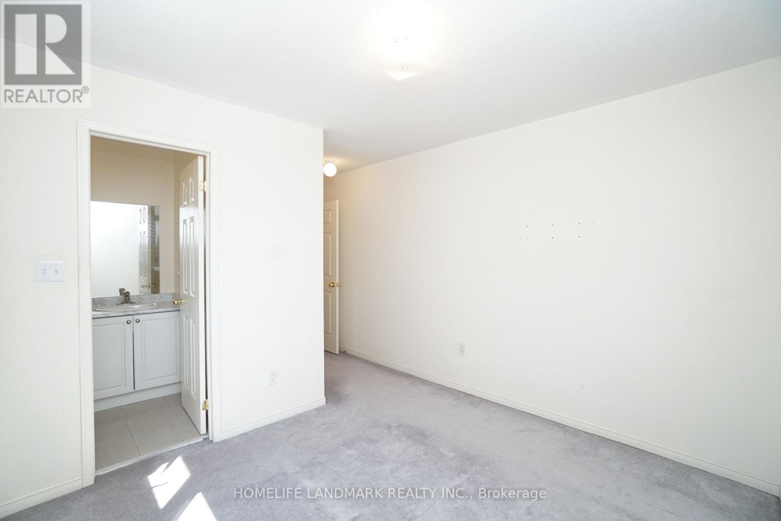 43 Odoardo Di Santo Circle, Toronto, Ontario M3L 0G4 - Photo 31 - W13655742
