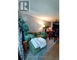 30 - 30 GRAND TRUNK CRESCENT, Toronto, Ontario