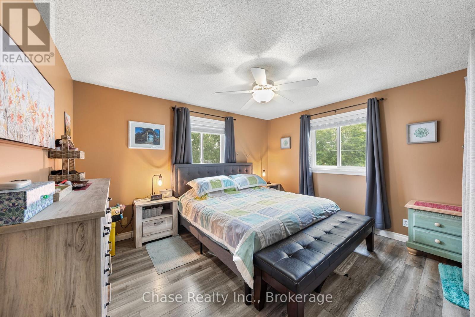 363 Wardell Street, Tay, Ontario  L0K 1R0 - Photo 11 - S13655748