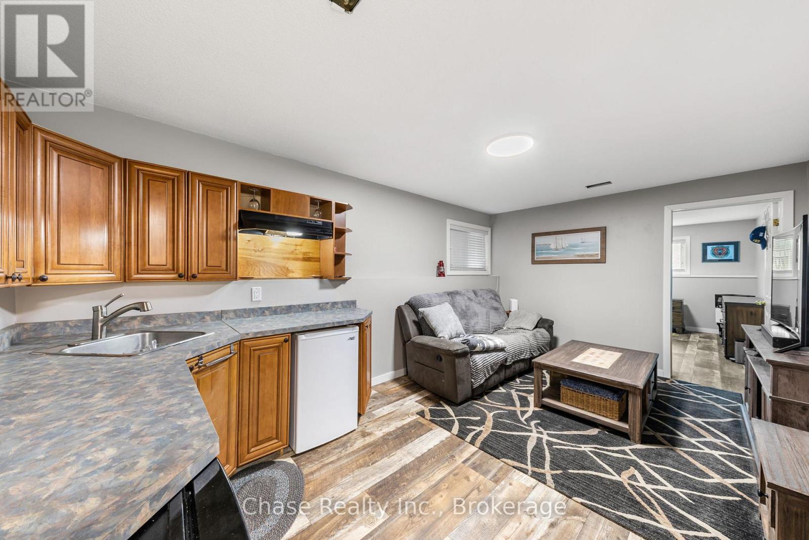 363 Wardell Street, Tay, Ontario  L0K 1R0 - Photo 20 - S13655748