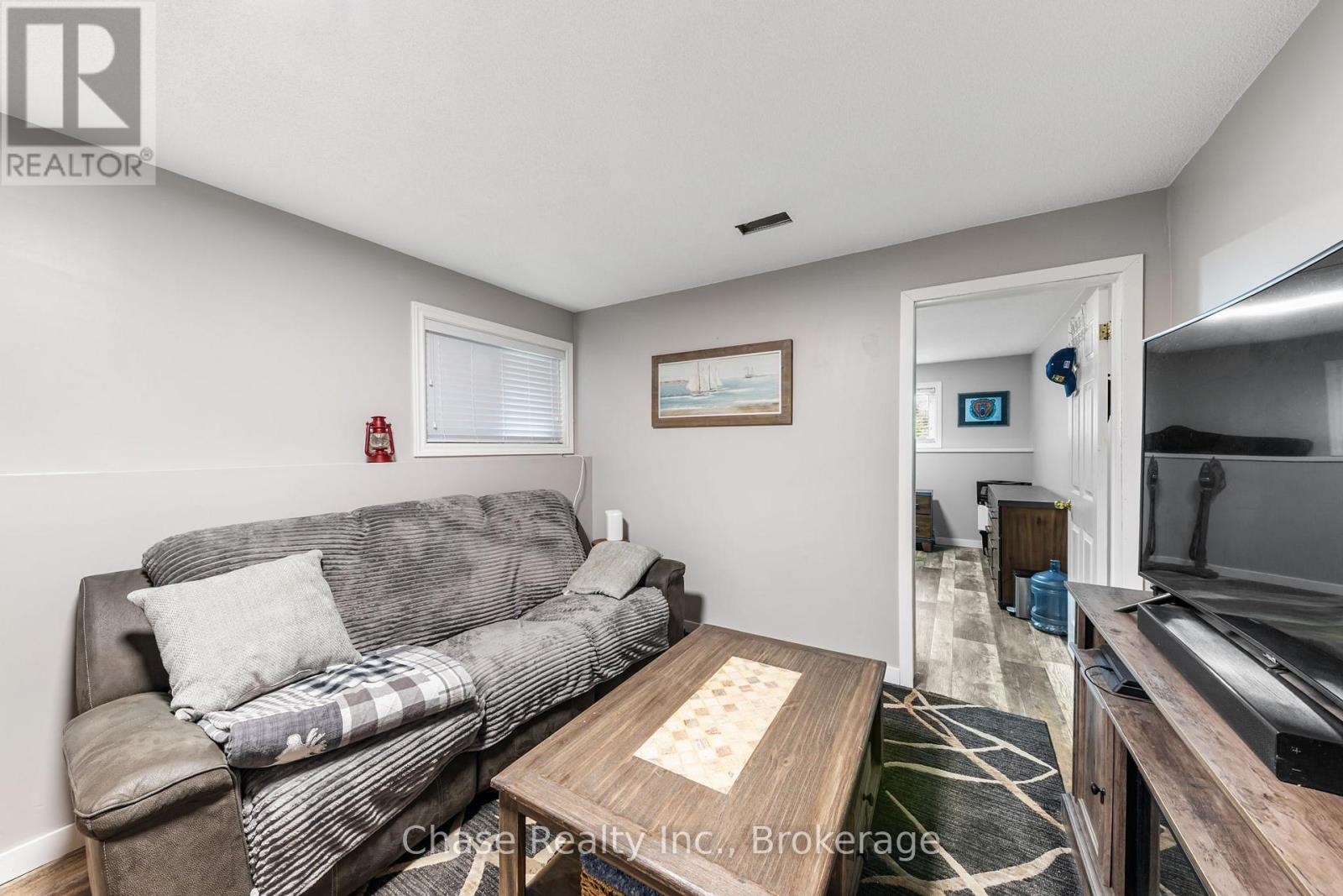363 Wardell Street, Tay, Ontario  L0K 1R0 - Photo 22 - S13655748