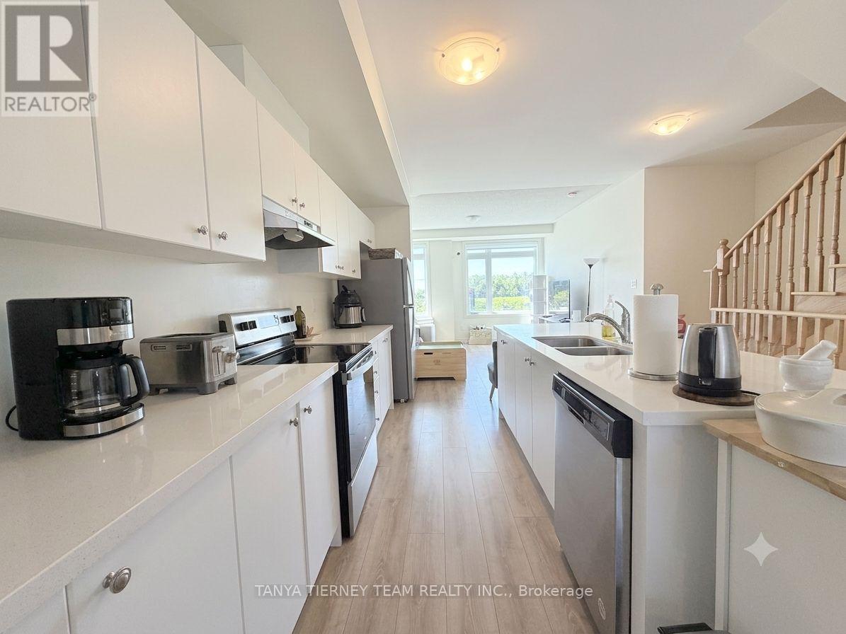 56 Emmas Way, Whitby, Ontario  L1R 0S7 - Photo 10 - E13655760