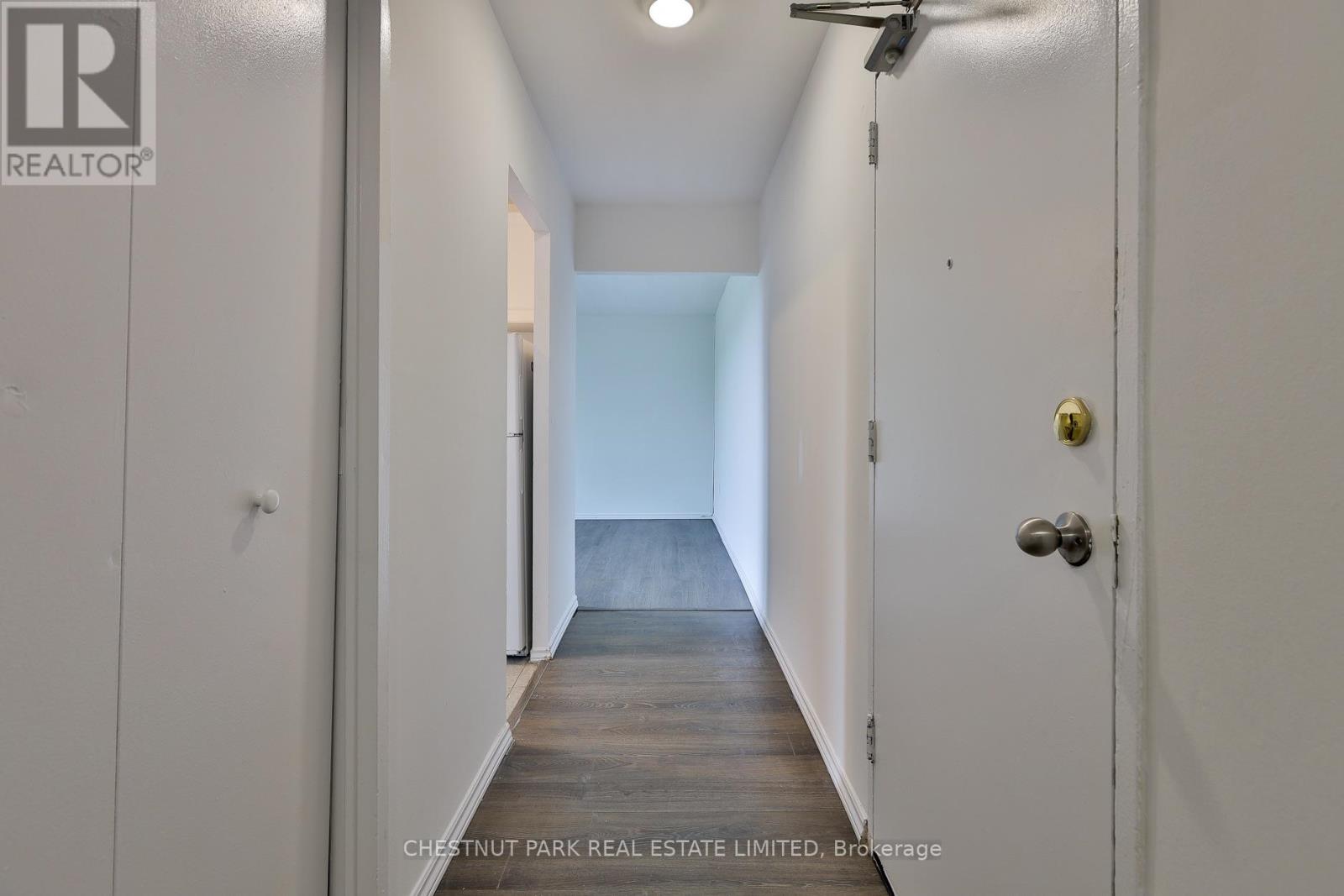 512 - 900 Glen Street, Oshawa, Ontario  L1J 5Z4 - Photo 3 - E13655782