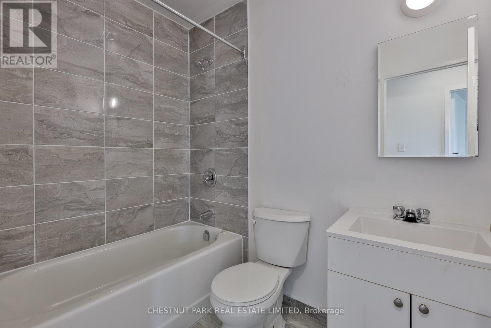 512 - 900 Glen Street, Oshawa, Ontario  L1J 5Z4 - Photo 30 - E13655782