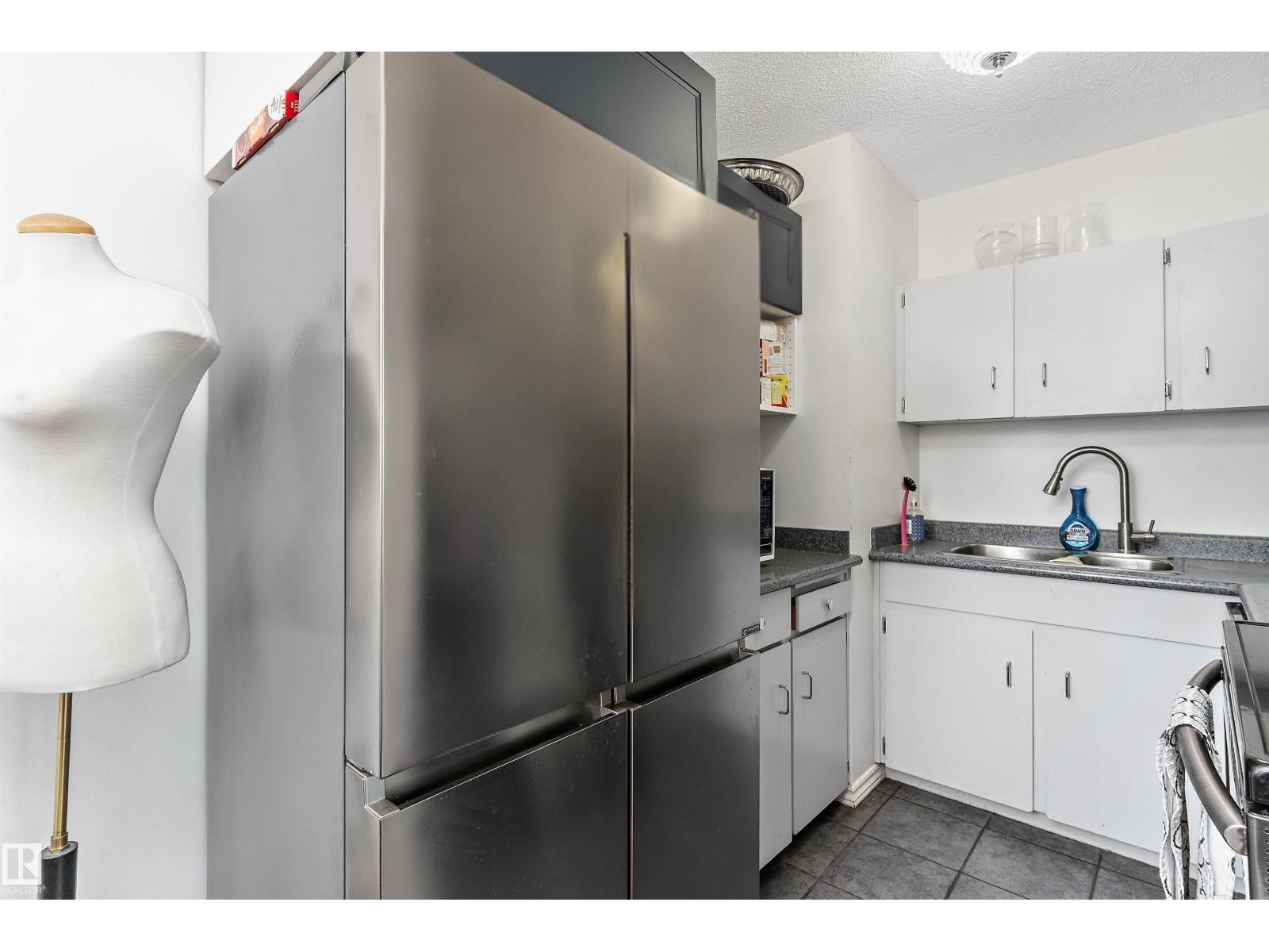 #706 9930 113 St Nw, Edmonton, Alberta  T5K 1N6 - Photo 11 - E4502304
