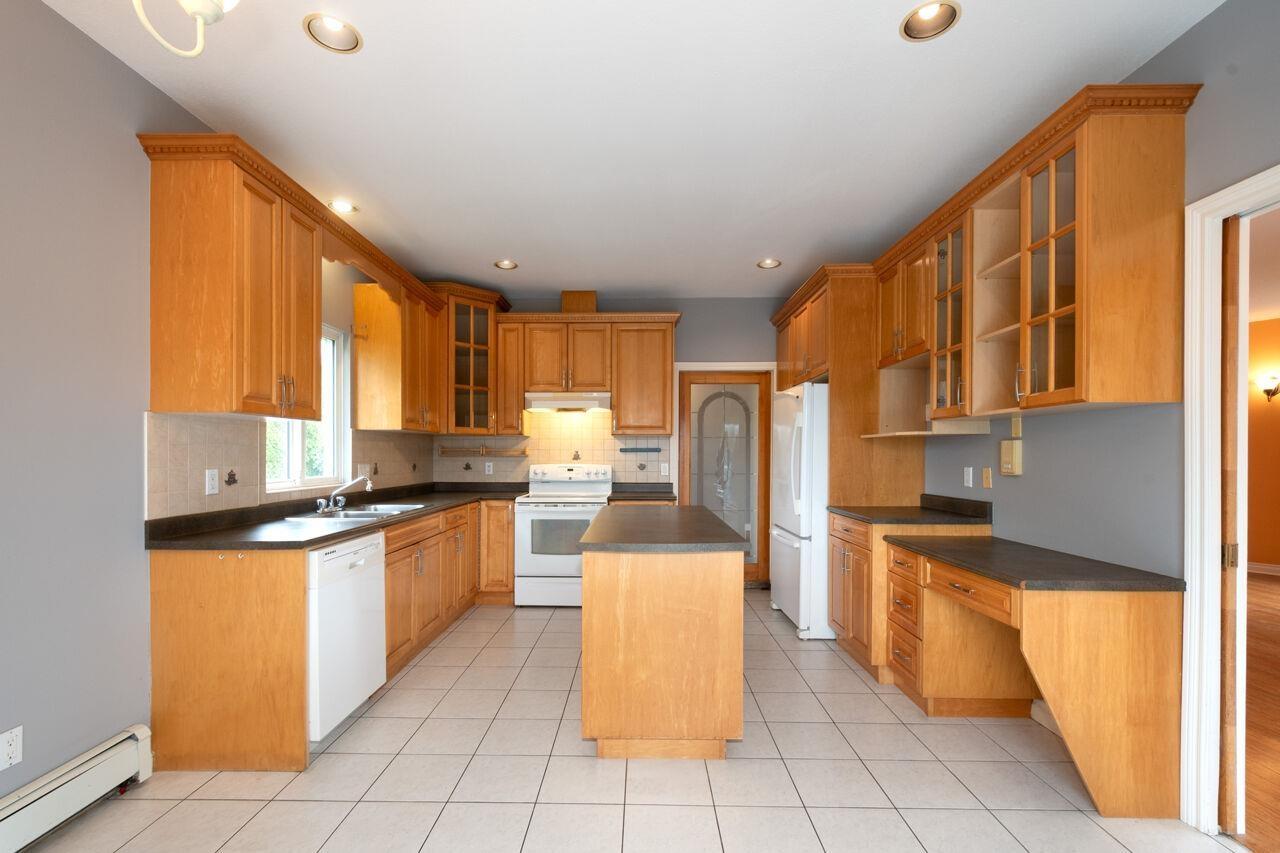 Upper 8546 164 Street, Surrey, British Columbia  V4N 1E5 - Photo 13 - R3154016