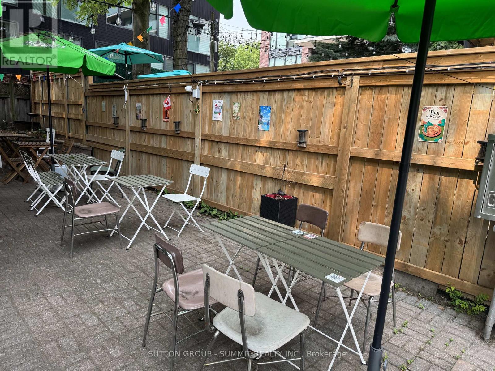 414 Roncesvalles Avenue, Toronto, Ontario M6R 2N2 - Photo 17 - W13652846