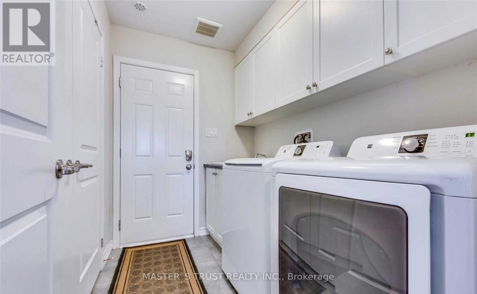 416 Sixteen Mile Drive, Oakville, Ontario  L6M 4M2 - Photo 5 - W13655758