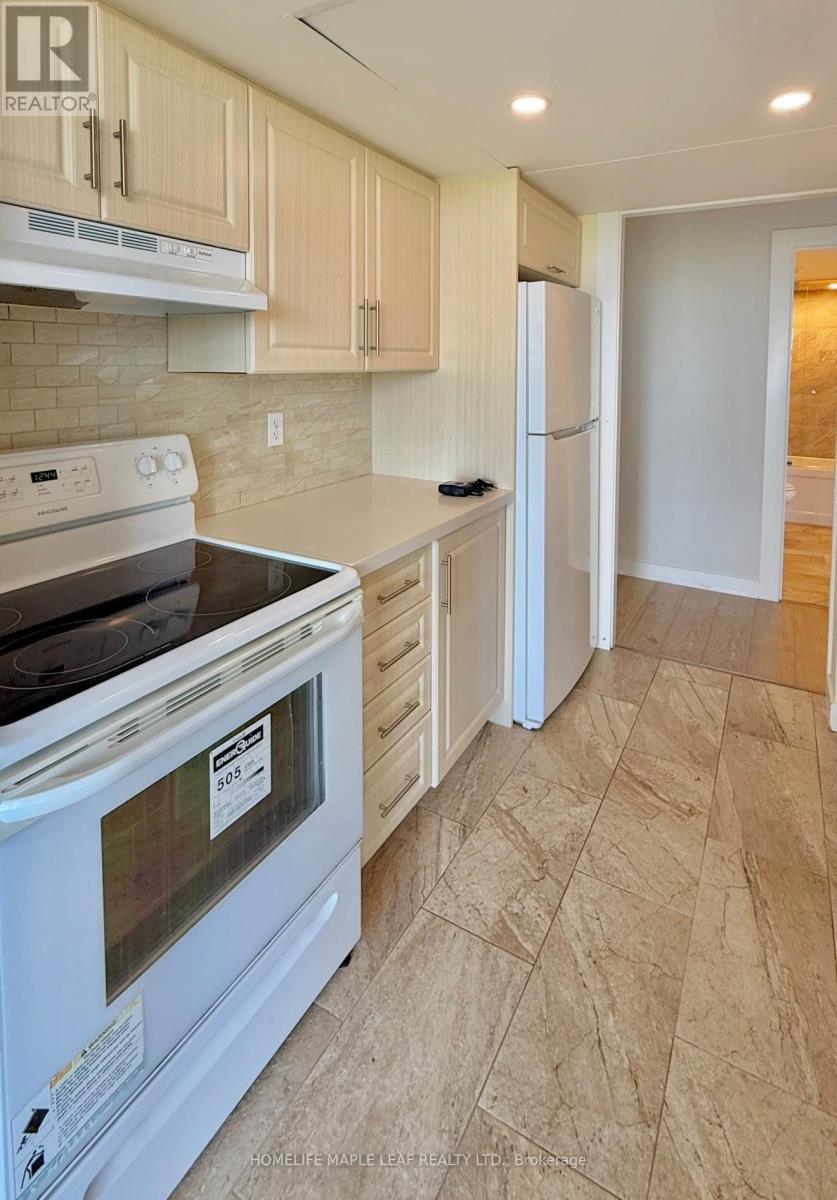 1607 - 1 Rowntree Road, Toronto, Ontario  M9V 5G7 - Photo 15 - W13655772