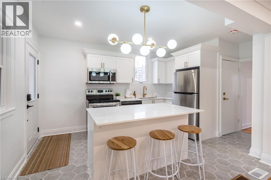 40 Delaware Avenue Unit# Upper, Hamilton, Ontario  L8M 1T4 - Photo 11 - 40853829