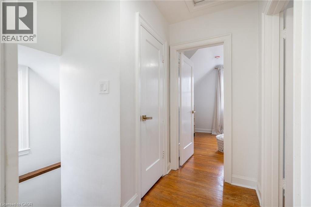 40 Delaware Avenue Unit# Upper, Hamilton, Ontario  L8M 1T4 - Photo 13 - 40853829