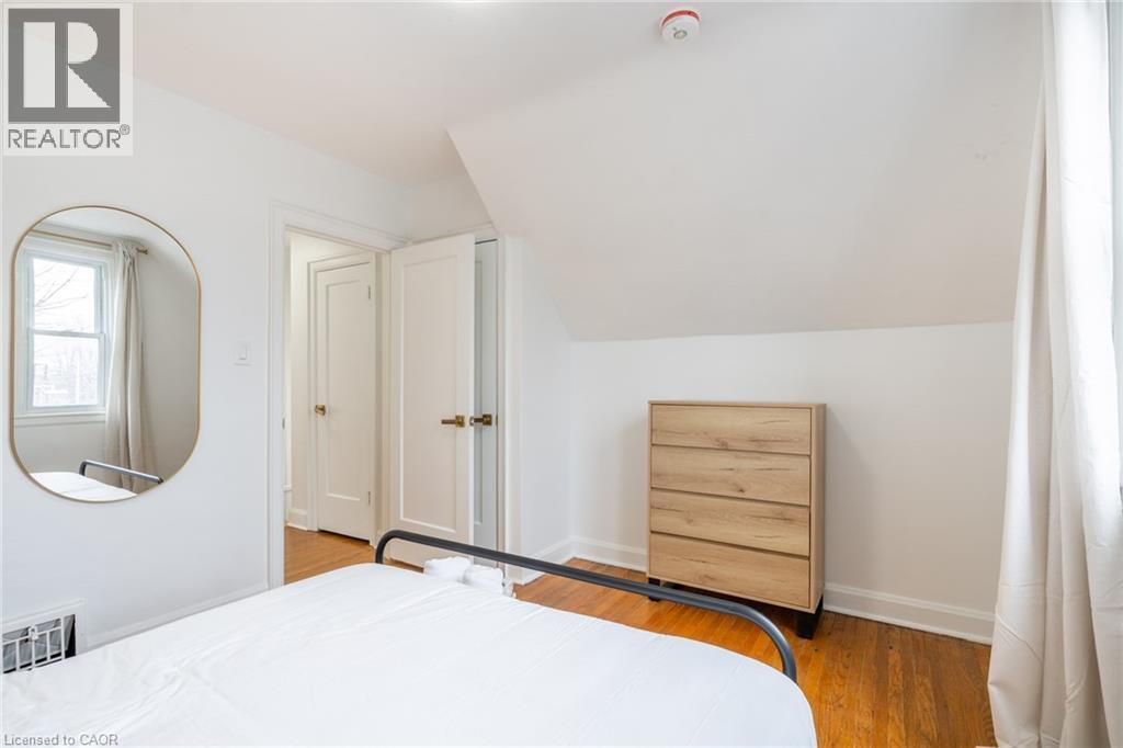 40 Delaware Avenue Unit# Upper, Hamilton, Ontario  L8M 1T4 - Photo 17 - 40853829