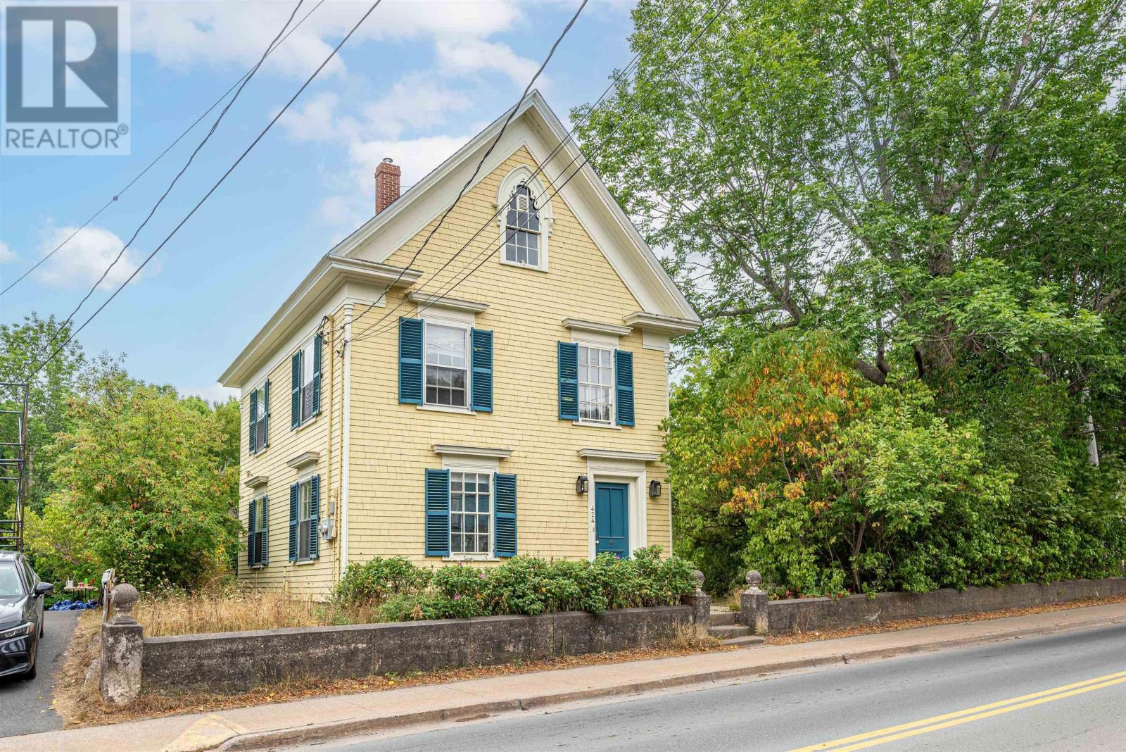 424 Main Street, Mahone Bay, Nova Scotia  B0J 2E0 - Photo 1 - 202602635