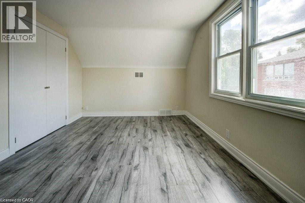 33 Sixth Avenue Unit# Upper, Kitchener, Ontario  N2C 1P9 - Photo 11 - 40851730