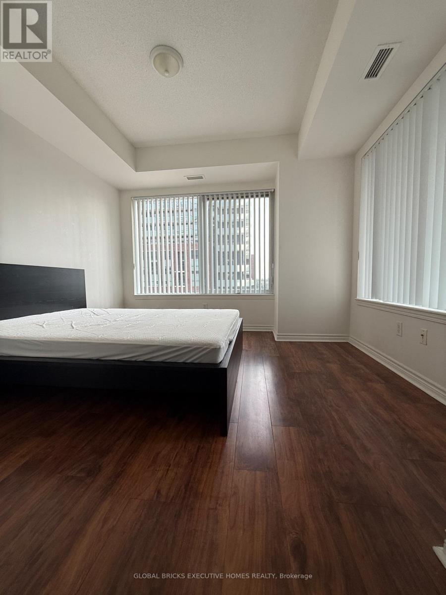 423 - 385 Prince Of Wales Drive, Mississauga, Ontario L5B 0C6 - Photo 10 - W13617666