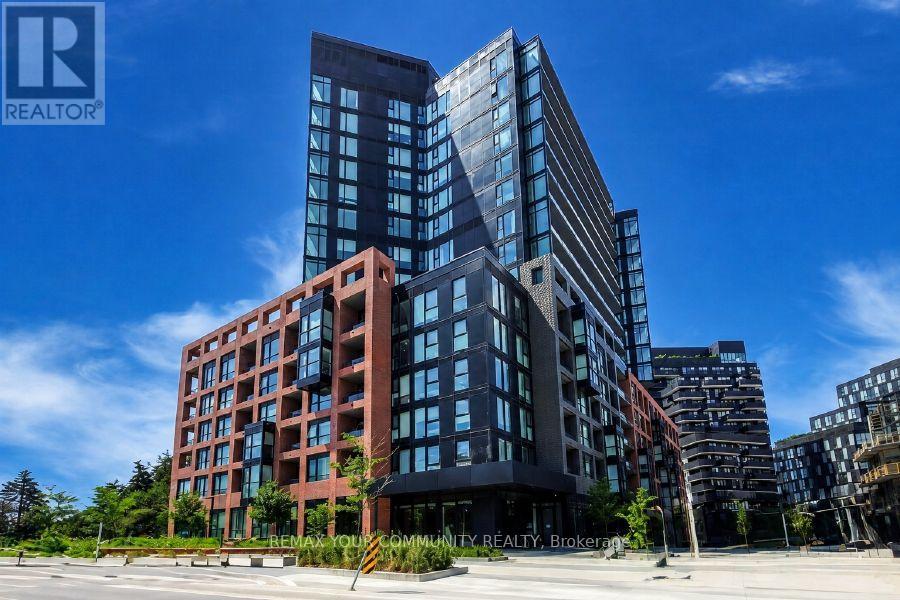 527 - 8 TIPPETT ROAD, Toronto, Ontario