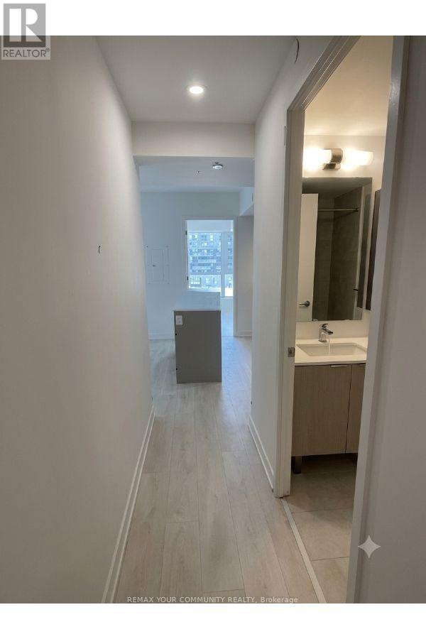 527 - 8 Tippett Road, Toronto, Ontario  M3H 0E7 - Photo 4 - C13655790