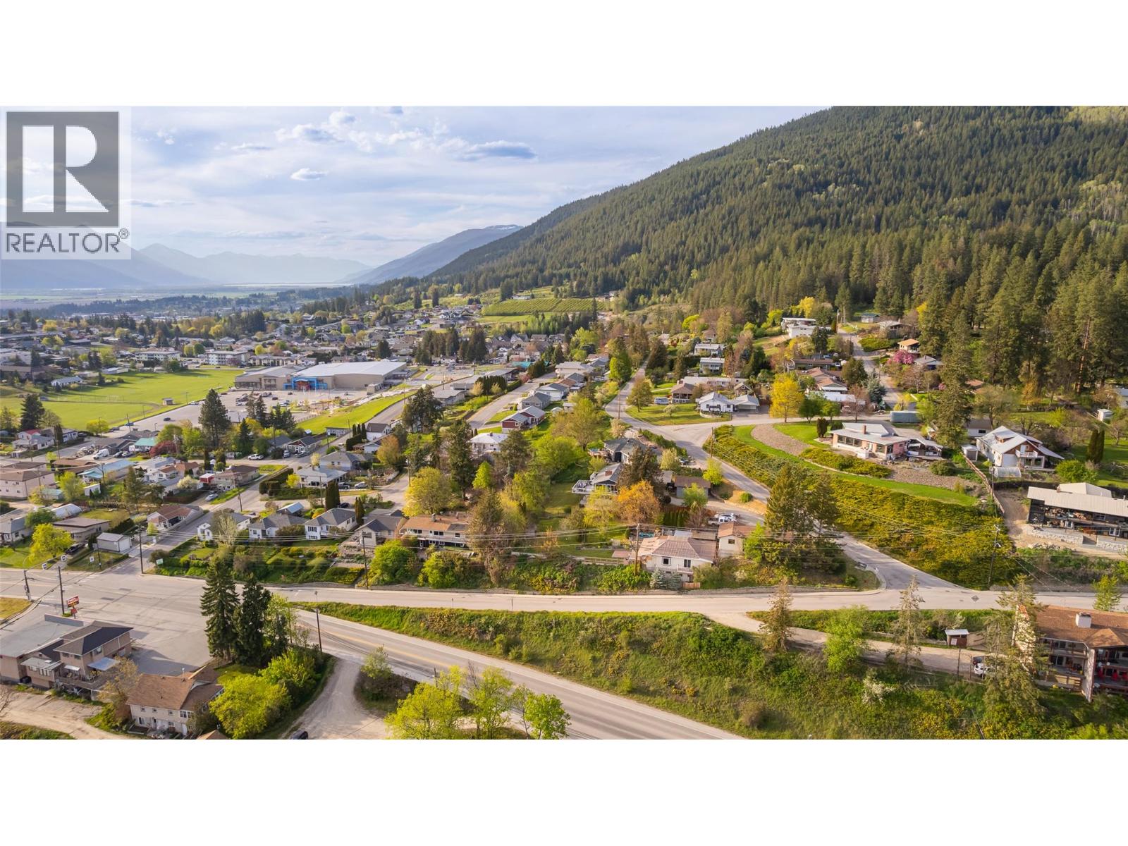 113 22nd Avenue N, Creston, British Columbia  V0B 1G5 - Photo 38 - 10384893