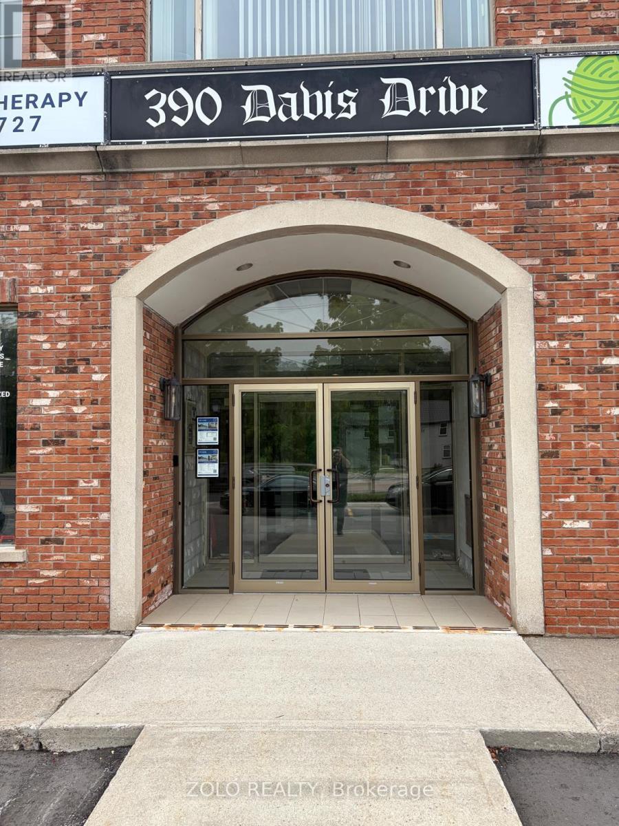 301 ROOM #1 - 390 DAVIS DRIVE, Newmarket, Ontario