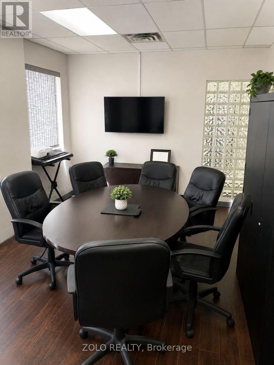 301 Room #1 - 390 Davis Drive, Newmarket, Ontario L3Y 7T8 - Photo 14 - N13655794