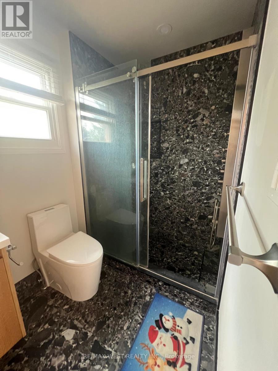 51 Moorcrest Drive, Aurora, Ontario  L4G 6C6 - Photo 22 - N13654598