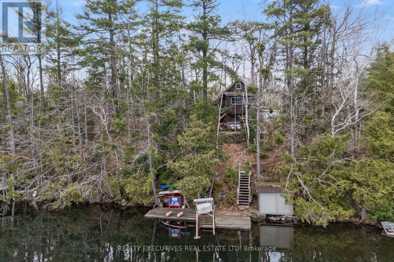 210 BIRCH BAY LANE, Tay Valley, Ontario
