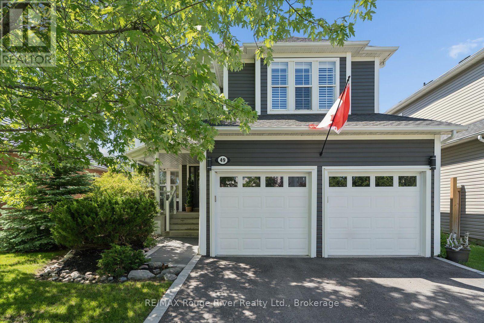 49 Hanson Crescent, Whitby, Ontario  L1M 2K9 - Photo 3 - E13649400