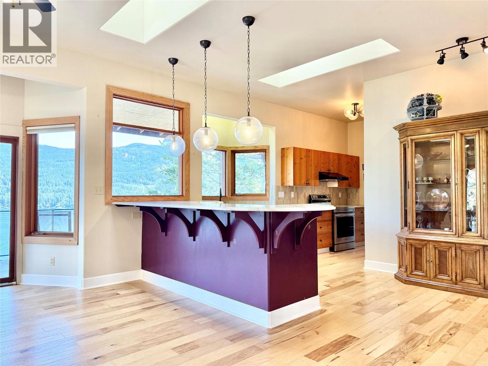 2186 West Lake Drive, Christina Lake, British Columbia  V0H 1E2 - Photo 10 - 10394654