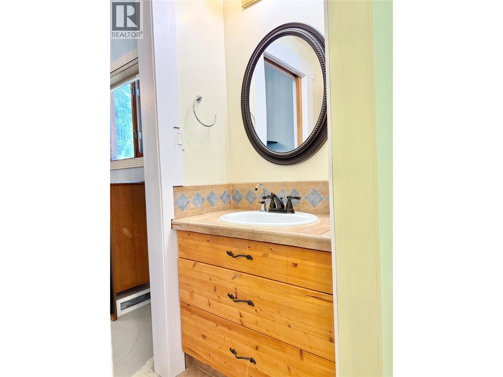2186 West Lake Drive, Christina Lake, British Columbia  V0H 1E2 - Photo 19 - 10394654