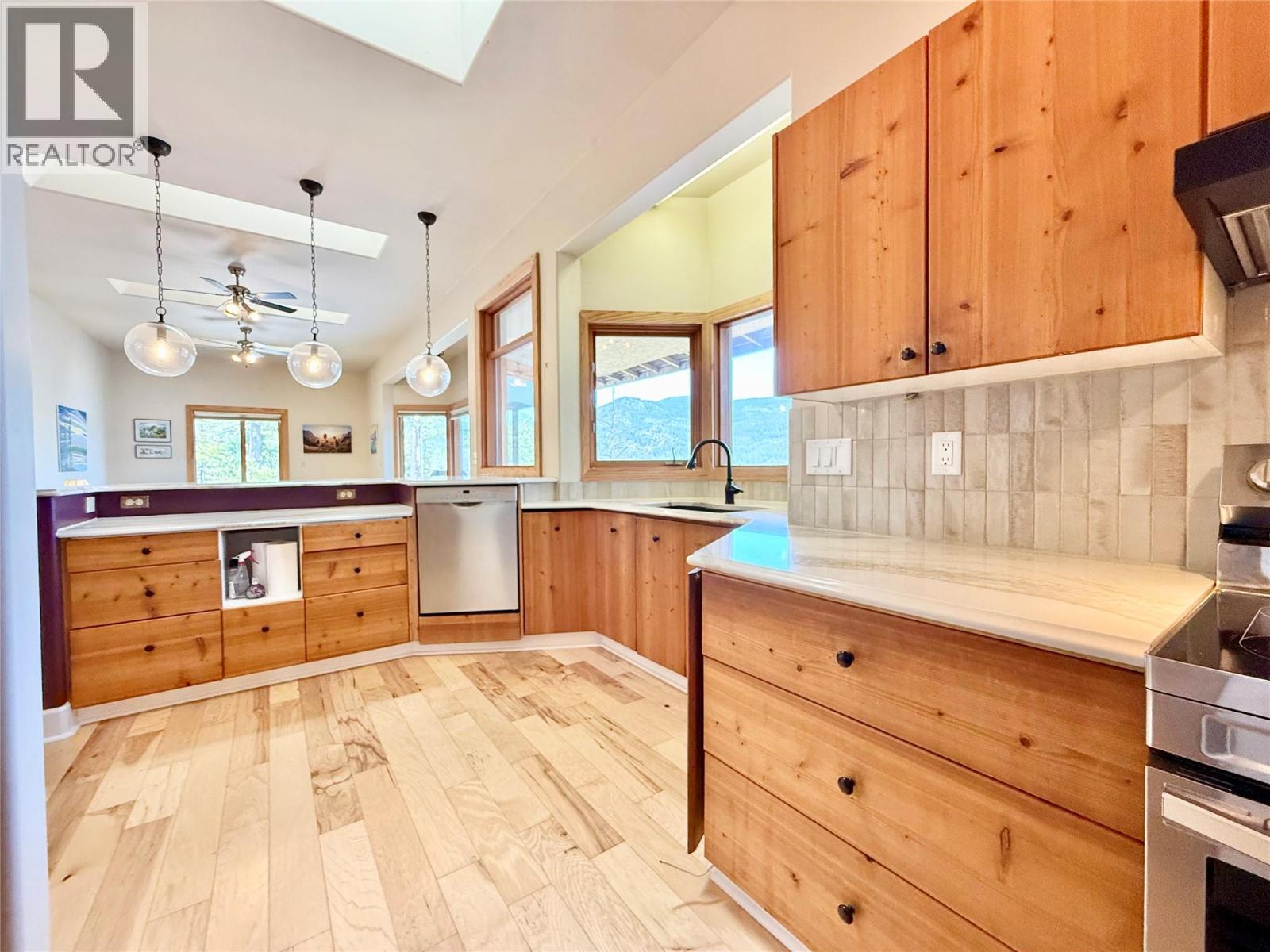 2186 West Lake Drive, Christina Lake, British Columbia  V0H 1E2 - Photo 12 - 10394654