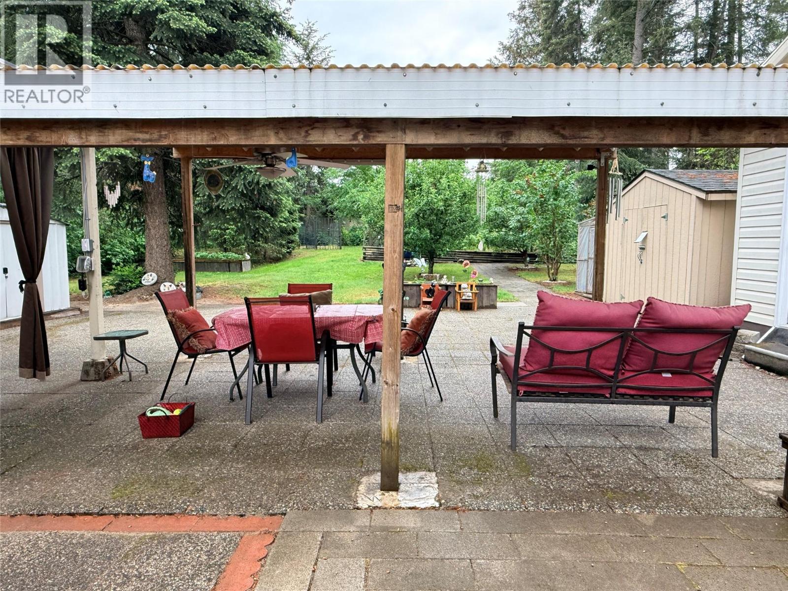 1558 Thompson Road, Christina Lake, British Columbia  V0H 1E0 - Photo 29 - 10389074
