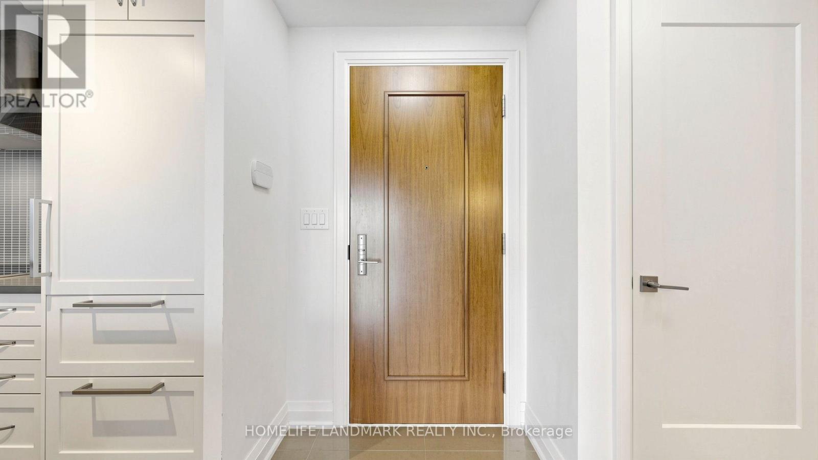 507 - 15 Stollery Pond Crescent, Markham, Ontario  L6C 0Y4 - Photo 5 - N13655576