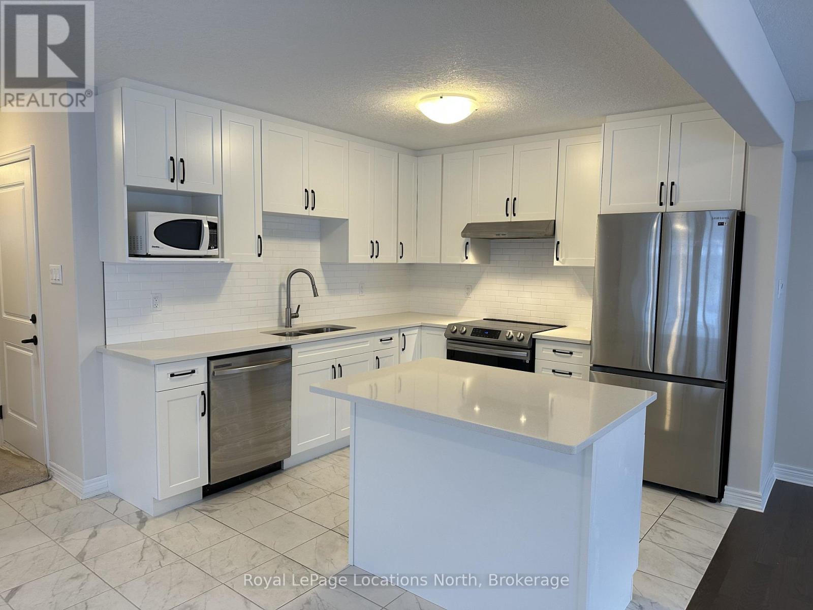 162 Stonebrook Way, Grey Highlands, Ontario  N0C 1H0 - Photo 4 - X13655818
